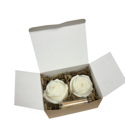 Roses Pillar Candle Gift Set
